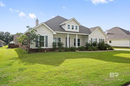 351 Nandina Loop