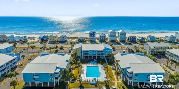 1872 W WEST BEACH Boulevard