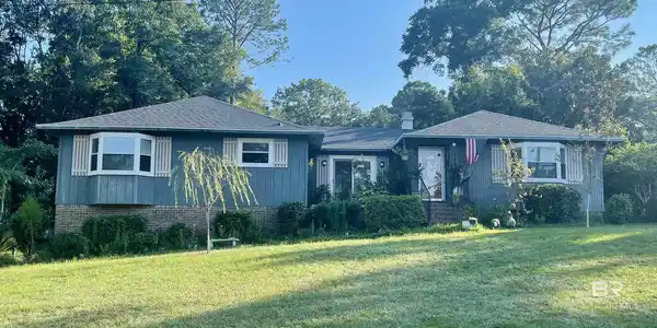142 Fairway Drive