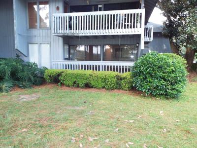 121 Golf Terrace