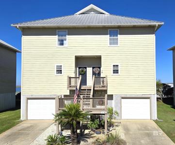 4 Yacht Club Drive