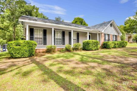 109 Meadow Circle