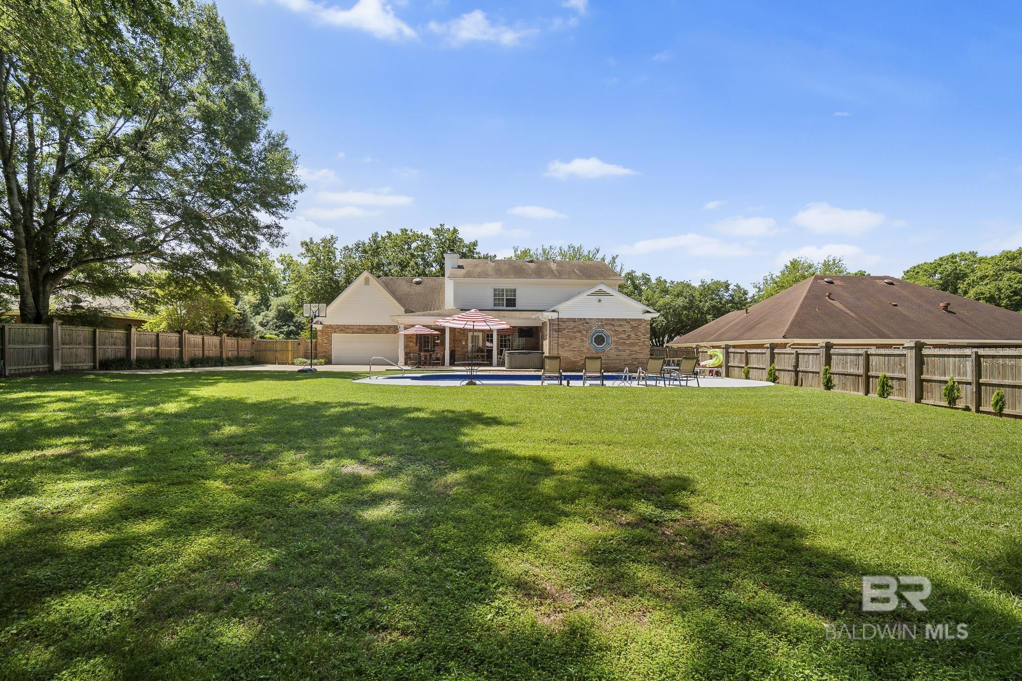 Image 2: Yard