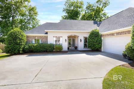 9005 Lake View Drive