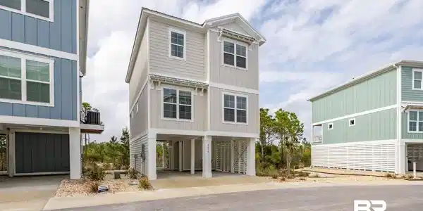 2826 Salt Drive