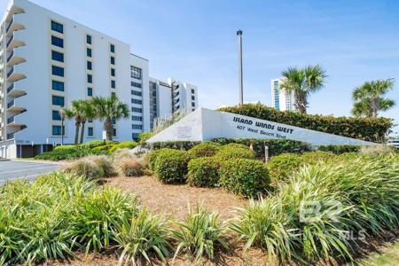 407 W Beach Boulevard