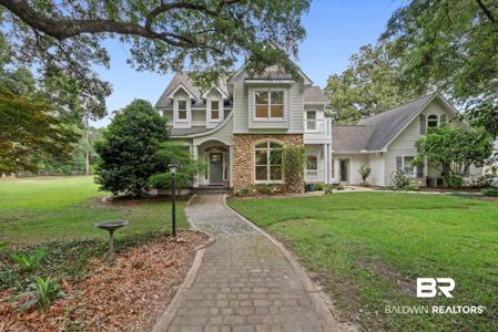 12660 Oak Tree Drive