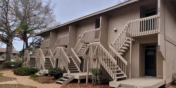2037 Sea Cliff North