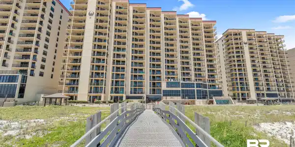 Image 3: View of building exterior