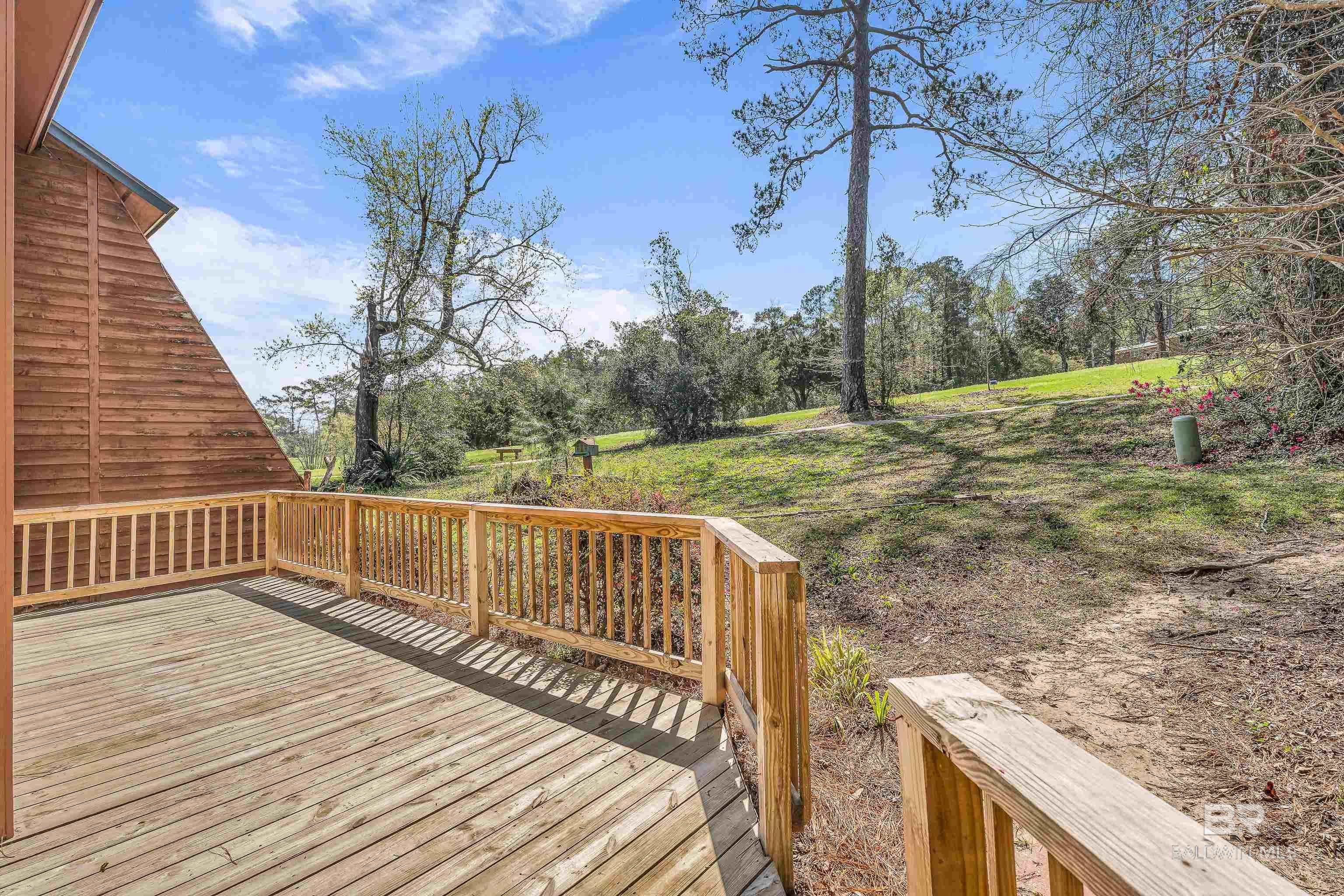 Image 3: Deck