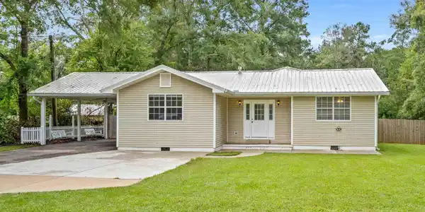 1110 Randall Avenue