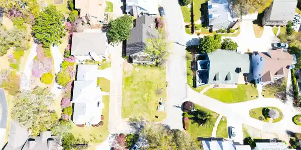 0 BAY BLUFF SQ