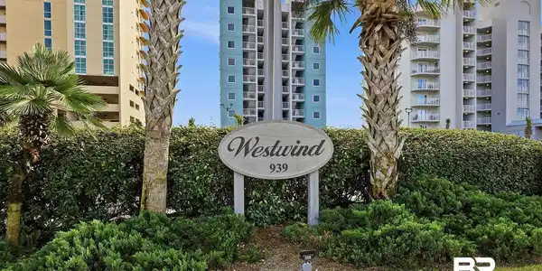 939 WEST BEACH Boulevard
