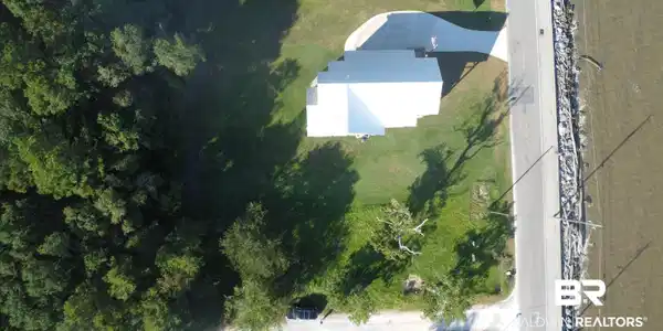 Image 3: Aerial overview of property's location