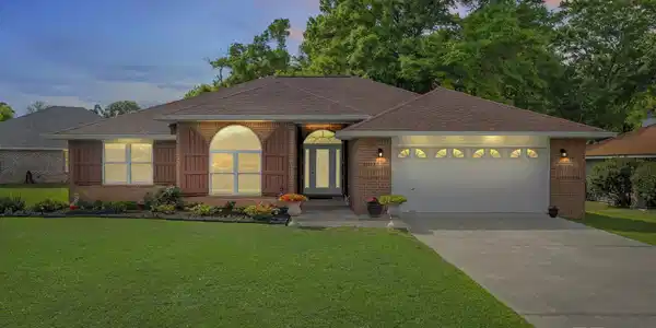 10679 Mahogany Lane