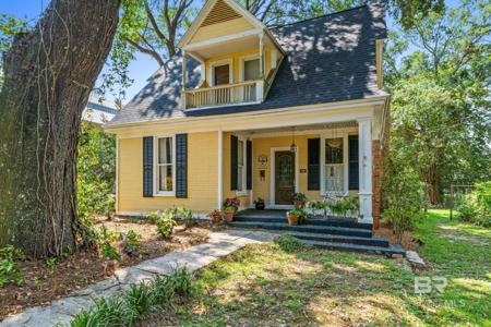 108 Magnolia Avenue