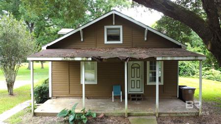 411 Young Street