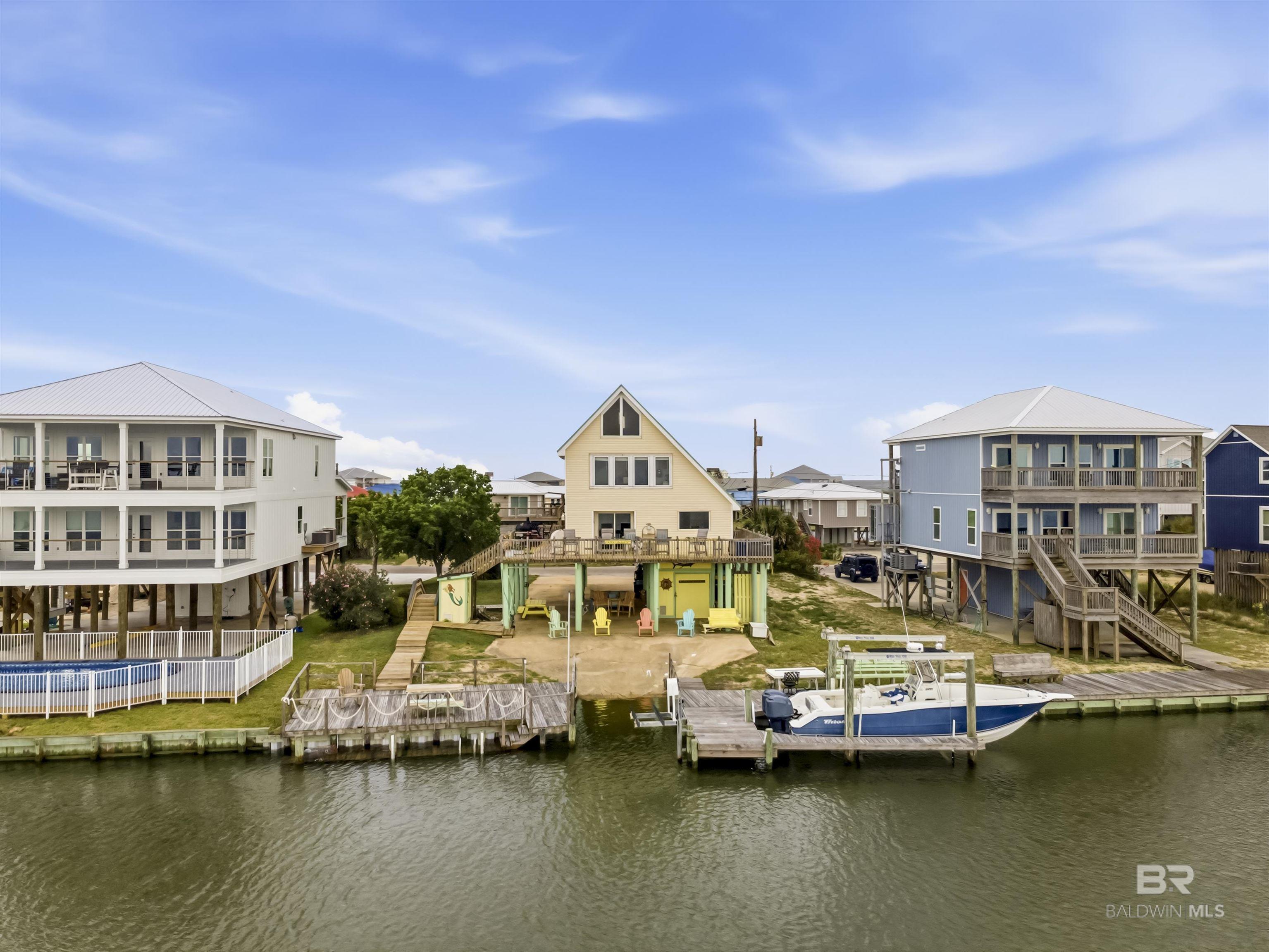 Image 1: Dock