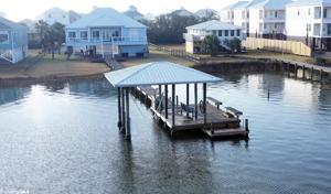 1468 Sandpiper Ln