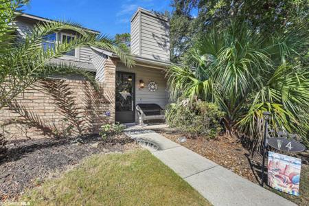 389 Club House Drive