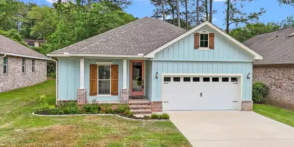 510 Rolling Hill Circle