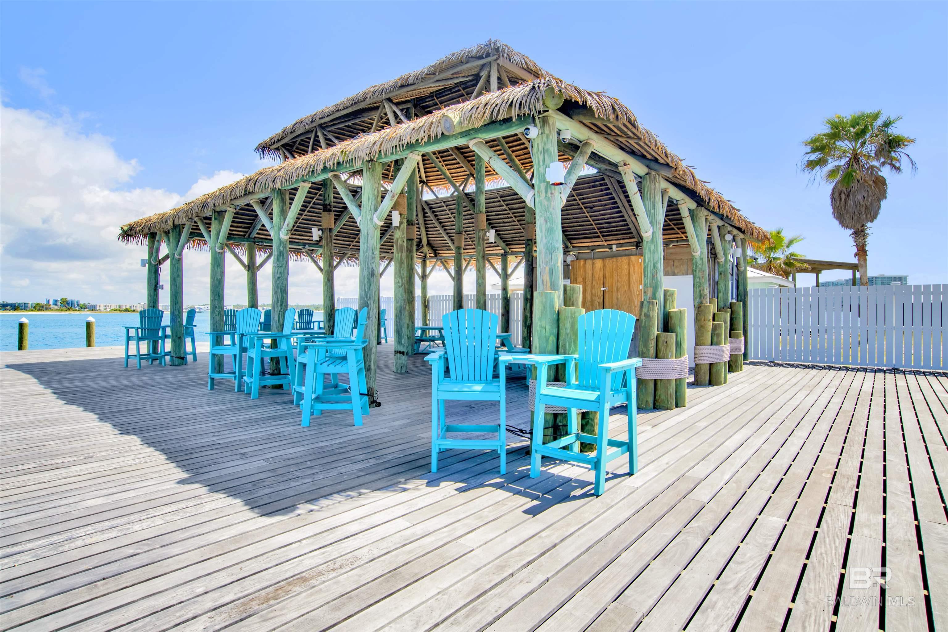 Image 3: Deck