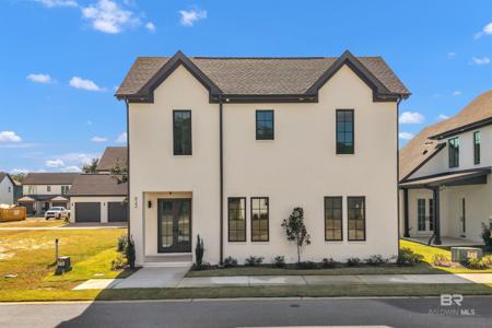 922 Inlet Circle