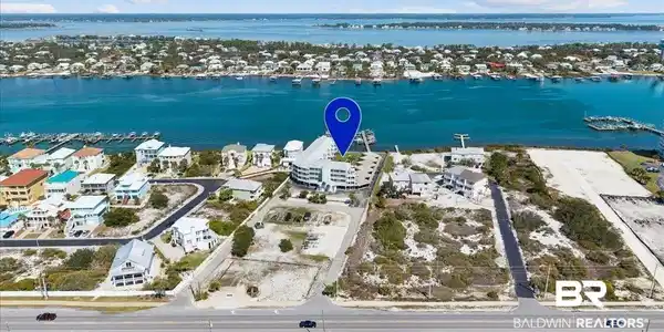 Image 3: Bird's eye view of a nearby body of water