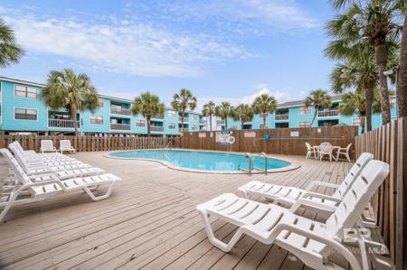 728 W Beach Boulevard