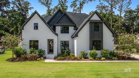 621 Hermitage Court