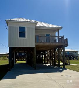 2139 Cadillac Avenue