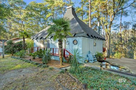 123 Creekside Drive