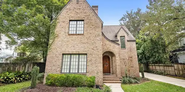 7 Bienville Avenue