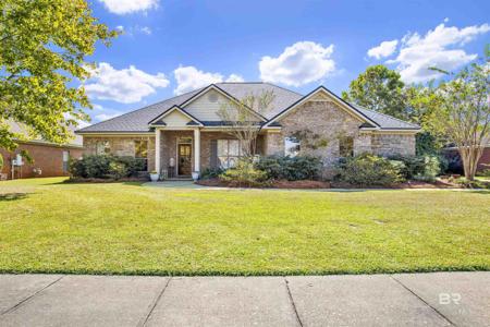 307 St Charles Court