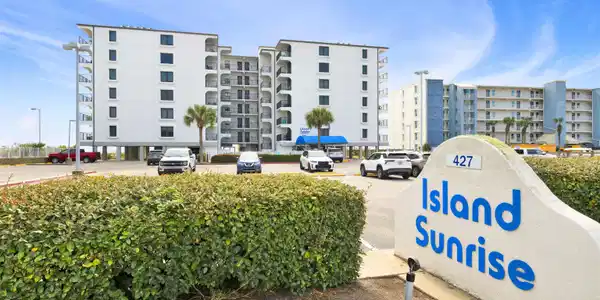 427 E Beach Boulevard