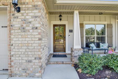 360 Scarlett Avenue