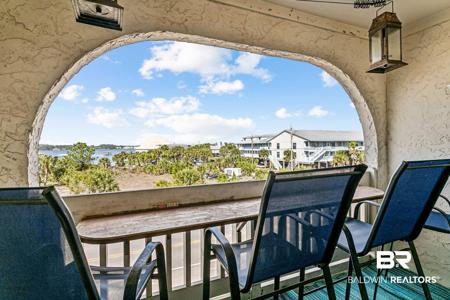 930 W Beach Boulevard