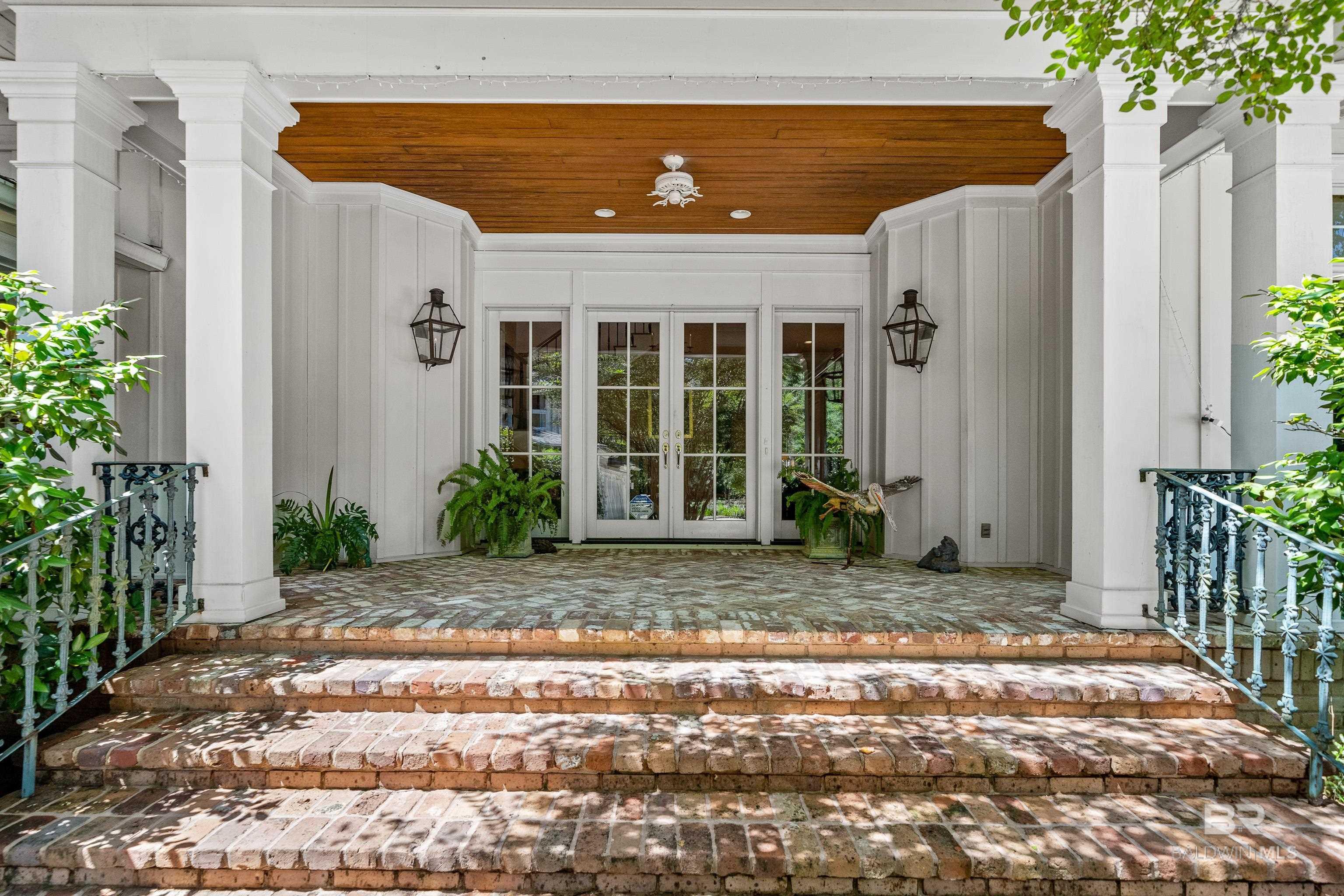 Image 4: Entry