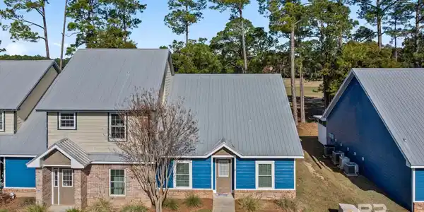 444 Clubhouse Drive
