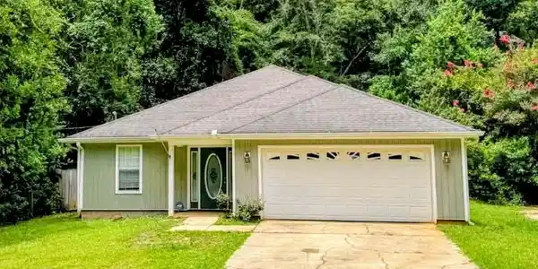 117 Lakeview Loop