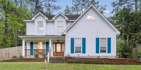 102 Tomrick Circle