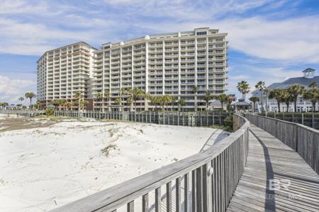 527 Beach Club Trail