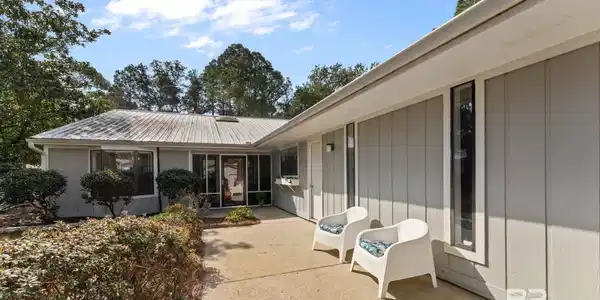 2342 Cardinal Drive