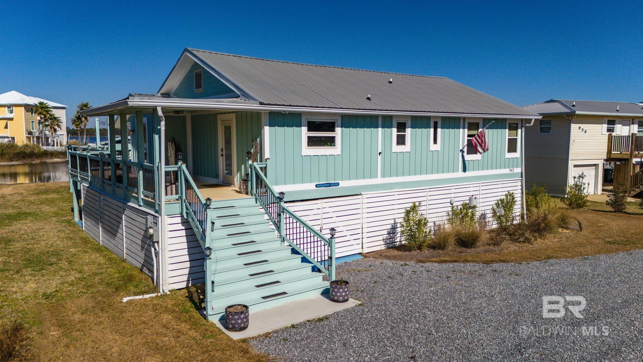 Image 3: Front Of Structure