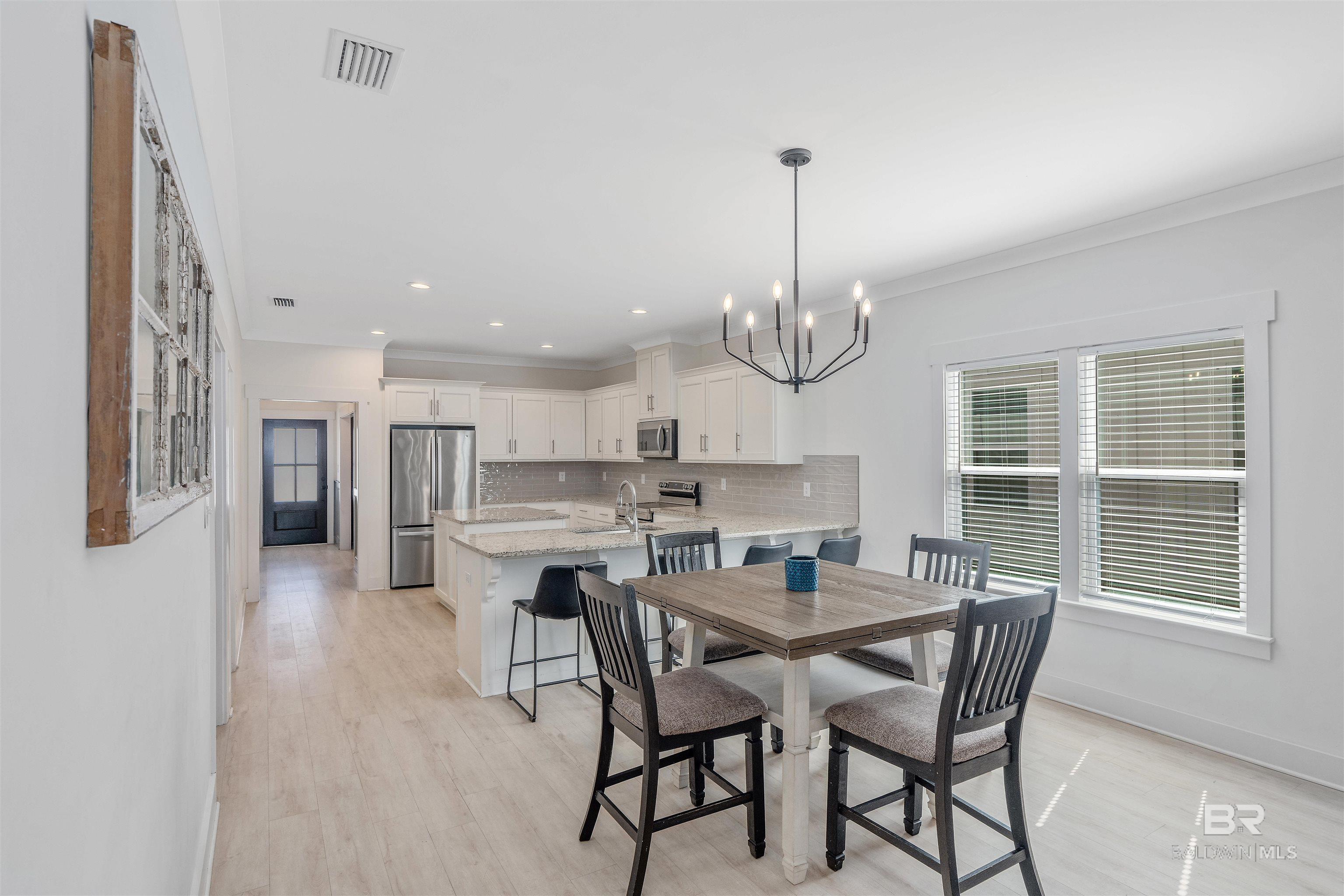 Image 2: Dining Area
