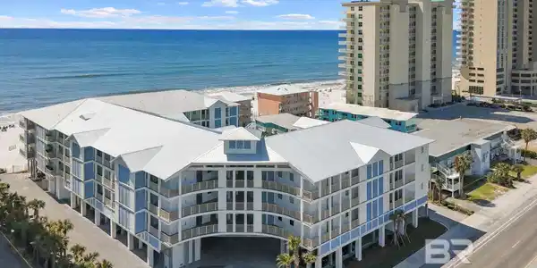 903 W Beach Boulevard
