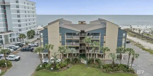 1069 W Beach Boulevard