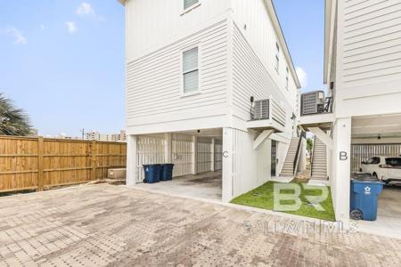 1050 W Beach Boulevard