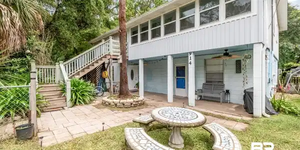 914 Cadillac Avenue