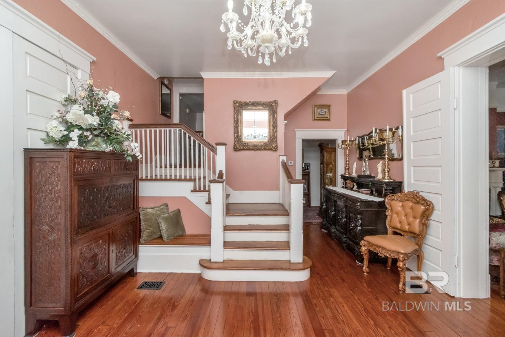 Image 3: Entrance Foyer